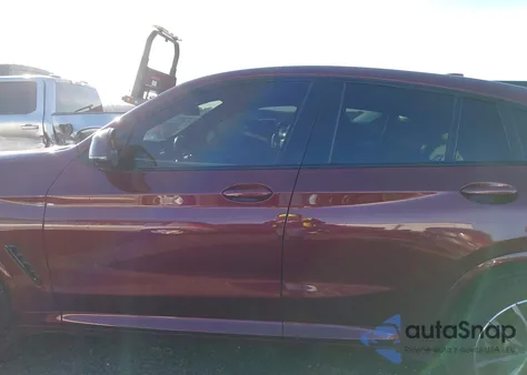 2023 BMW X4 xDrive30I z USA, uszkodzony, nr VIN 5UX33DT05P9R00937